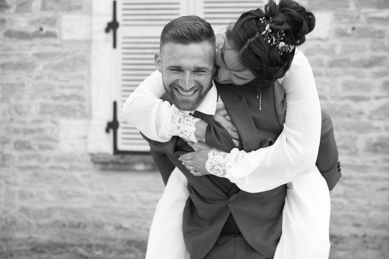 Photographe mariage basé à Chavanoz. reportage mariage Rhône-Alpes , Lyon, Isère . M-art-photographie
