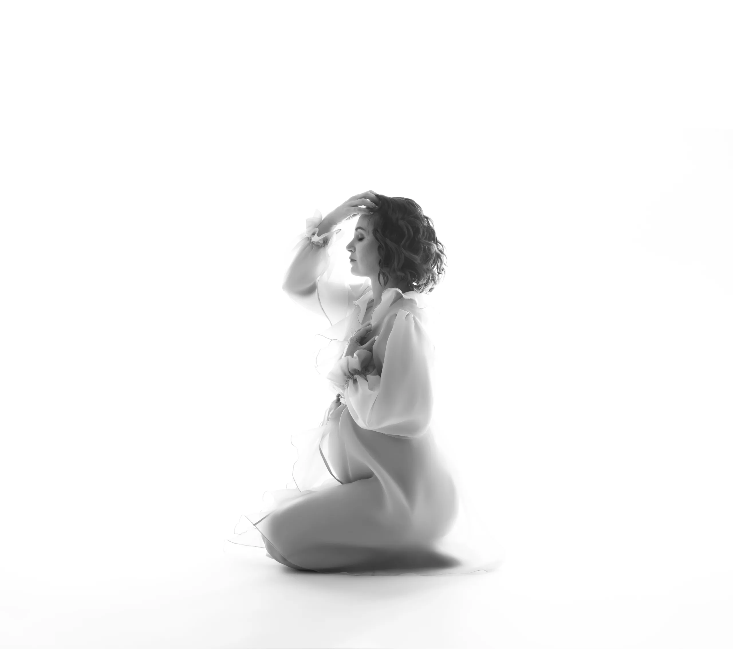Shooting grossesse Lyon. Studio M-art-photographie